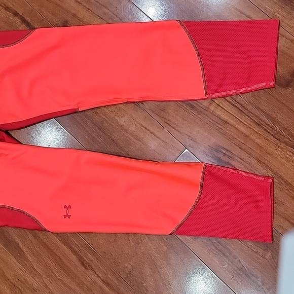NWT Under Armour ankle leggings - Picture 6 of 16